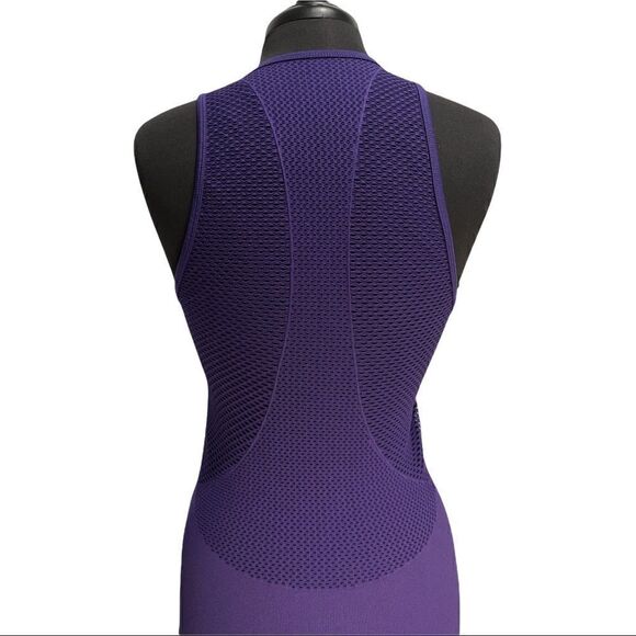 FABLETICS Musetta Plum Seamless Tank - Picture 6 of 14